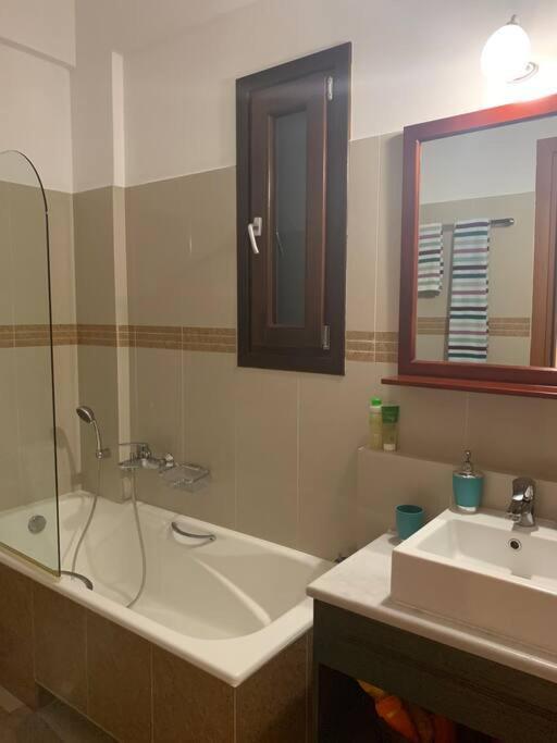 Sea View Maisonette Sineti