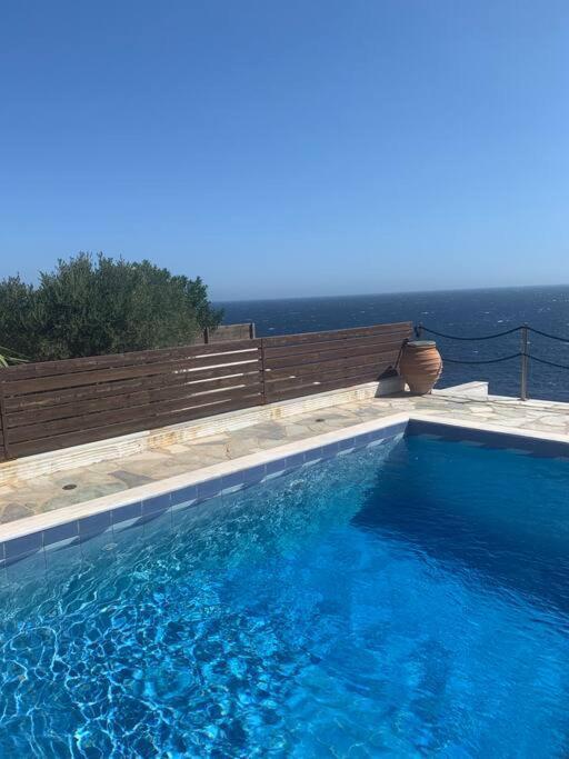 Sea View Maisonette *